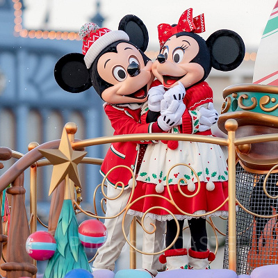 東京ディズニーランドの冬限定メニュー：クリスマスイベント期間限定メニュー