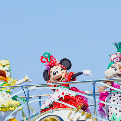 トータリー・ミニーマウス：期間限定ハーバーグリーティング「トロピカル・スプラッシュ」