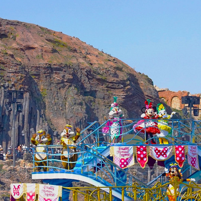 トータリー・ミニーマウス：期間限定ハーバーグリーティング「トロピカル・スプラッシュ」