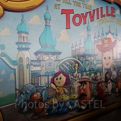 トイ・ストーリー・マニア！の隠れミッキー③