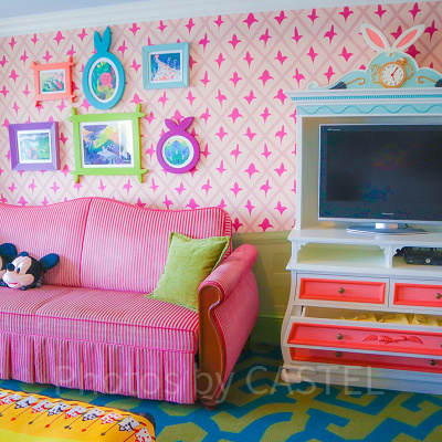 テレビ台とテレビ