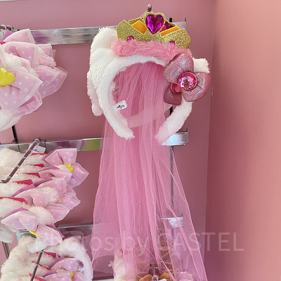 ハローキティのベール付きカチューシャ2種類