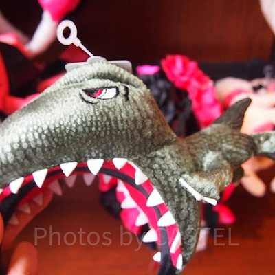 ティラノサウルス カチューシャ