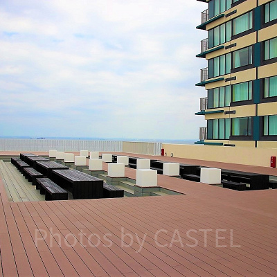 「UMIKAZE TERRACE」