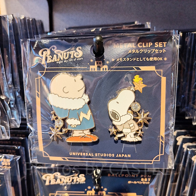 ユニバクリスマスグッズ2024：メタルクリップセット（冬服スヌーピー&チャーリー）