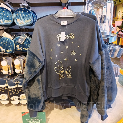 ユニバクリスマスグッズ2024：スウェット（冬服スヌーピー&チャーリー）