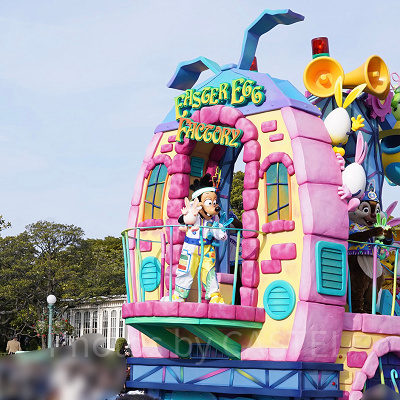 うさたま大脱走！のフロート①マックス・チップ＆デール