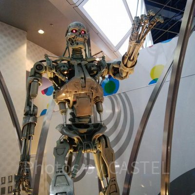 USJターミネーター／シネマギャラリー内のターミネーター等身大フィギュア