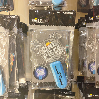 USJ×ワンピースコラボグッズ：アクリルペンライト