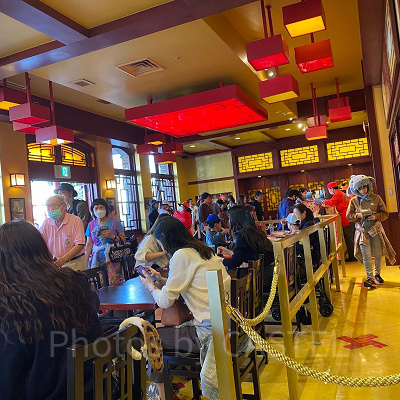 USJ／ドラゴンズパール店内
