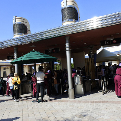 USJ／入場口