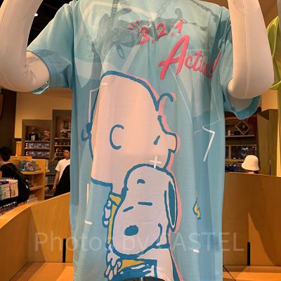 USJ/スヌーピーの水色Tシャツ