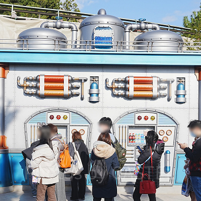 ポートディスカバリーの自動販売機