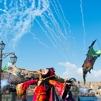 ヴィランズダンサー<br />ザ・ヴィランズ・ワールド2015より