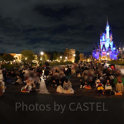 エレクトリカルパレード待ち（18時25分時点）