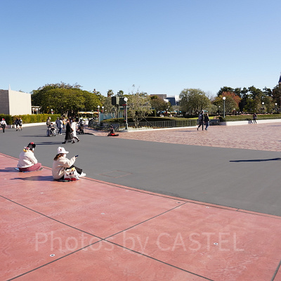 パレード待ちの様子（12時3分時点）