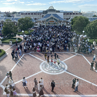 ハッピーエントリーの開園待ちの様子（10月1日7時40分ごろ）