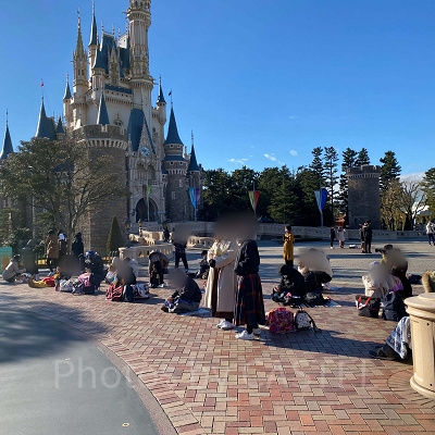 トータリーミニーマウスのパレード待ちの様子（9時30分ごろ）