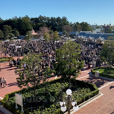 ディズニーランド10時30分入園待ちの様子（2021年12月2日）