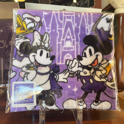 Disney - ディズニー　100周年　ピンバッジ　巾着　レジャーシート　ウォッシュタオル レジャーシート（ディズニー100周年グッズ）| キャステル