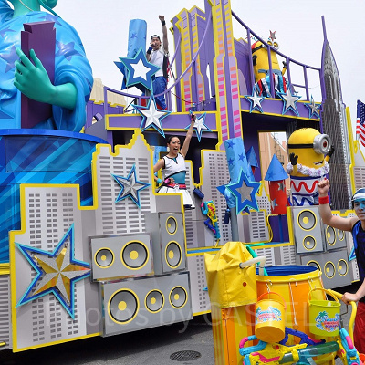 ウォーターサプライズパレード／ミニオンフロート