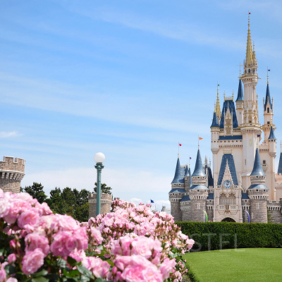 ディズニーランドの記念日は何月何日？