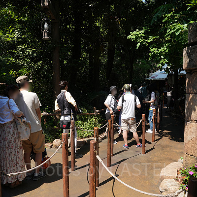 ミッキー＆フレンズ・グリーティングトレイルの待ち時間