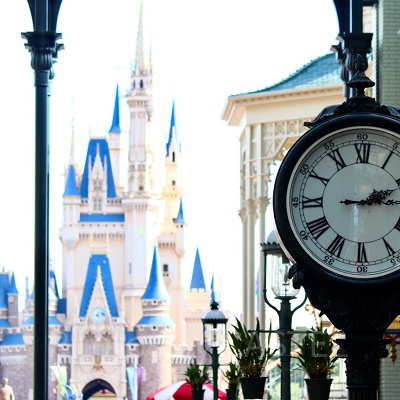 ディズニーの手荷物検査が始まる時間は？