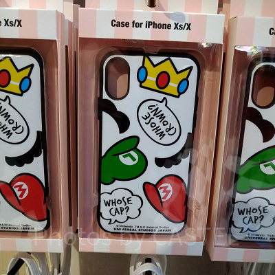 総柄スマートフォンケース