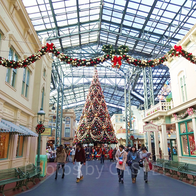 ワールドバザールのクリスマスツリー