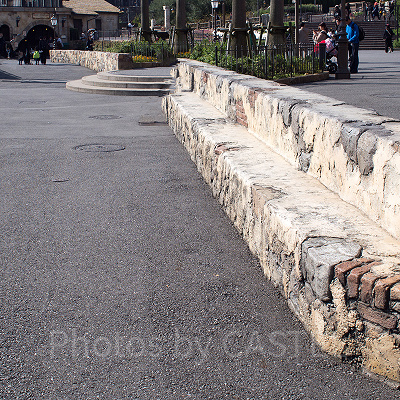 石垣に座って観賞できるよ！