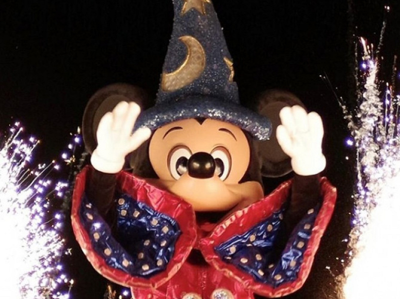 【ディズニーアカデミー】ディズニー主催のセミナープログラム！法人・学校向けの内容＆料金！パーク体験も