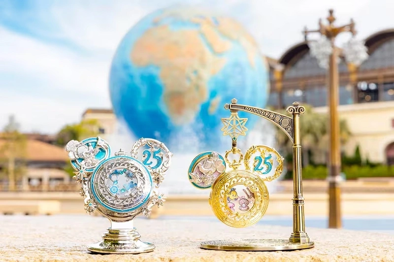 ディズニーシーで作れるオリジナルグッズと販売店舗一覧！切り絵や