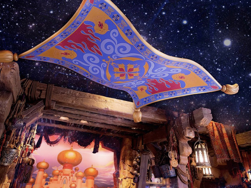 ディズニーストア『アラジン』30周年記念アイテム、魔法のじゅうたん