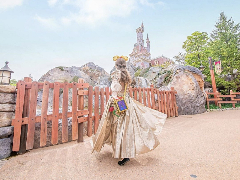 ディズニー新エリアのフォトスポット】美女と野獣エリアなど15箇所まとめ！