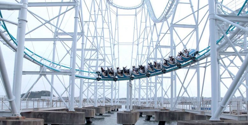 surf-coaster-leviathan-j44242.webp