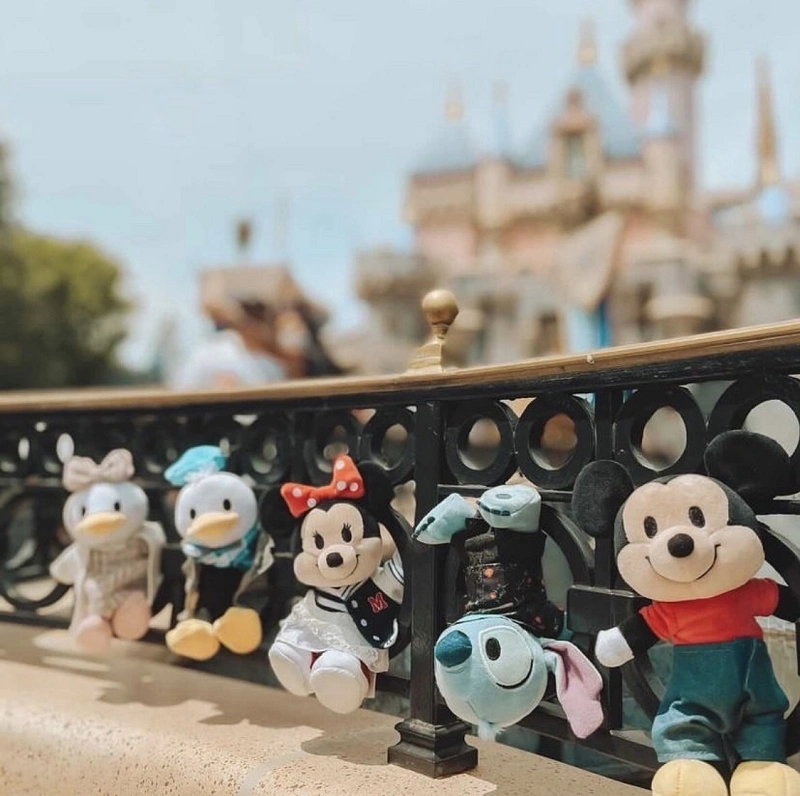 10/28発売】ミッキー＆フレンズ・グリーティングトレイルのぬいぐるみ