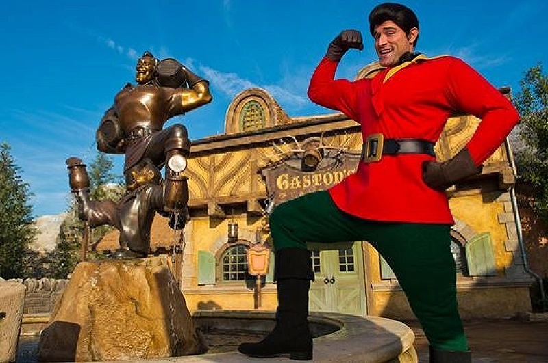 ガストン】美女と野獣の悪役ヴィランを解説！性格や声優