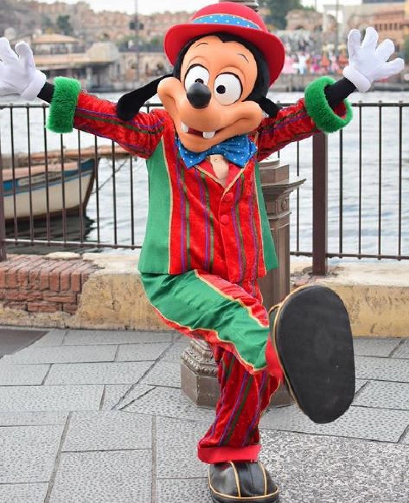 マックス グーフ マキシミリアン バッジ クールダンサー ディズニー