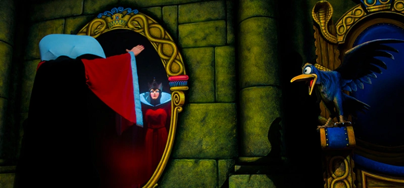 白雪姫の魔女】名前の秘密＆グリム童話の違いまとめ！グッズや