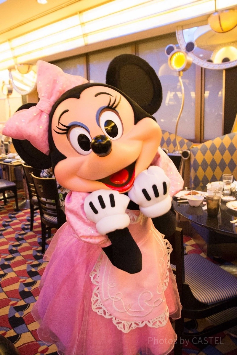解説】シェフ・ミッキーで会えるキャラクターは？予約は登場時間に注意
