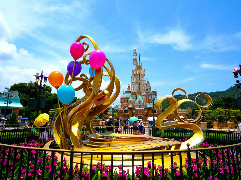 【2026年】香港ディズニーランド20周年最新攻略情報！新パレードとドローンショー！グッズやフード情報も！