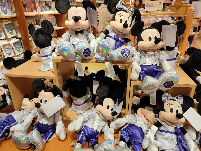 【1/28発売】ディズニーストア100周年記念グッズ全種類まとめ！第一弾が販売！