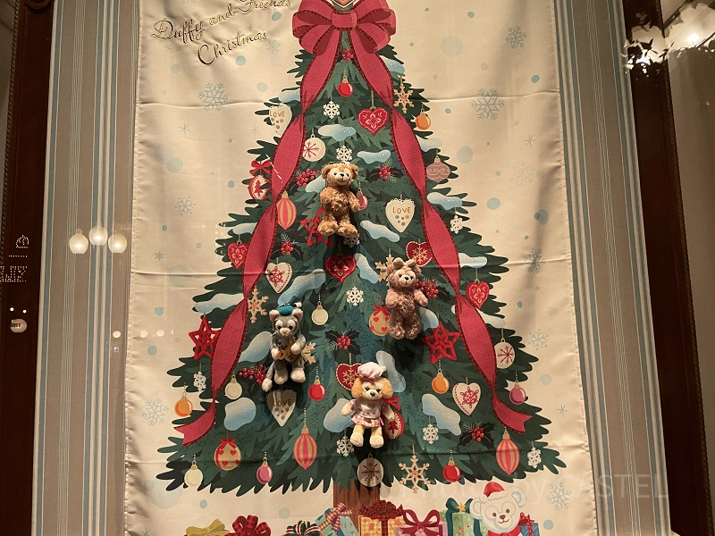 ディズニーシー　ダッフィ＆フレンズ　2021クリスマスタペストリーとぬいばセット 11/4発売】ダッフィー＆フレンズのクリスマス2021グッズ7選