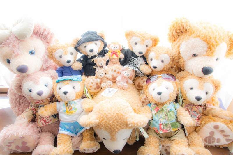 【2026】ダッフィーグッズ全種まとめ！TDS限定のぬいぐるみやカチューシャの値段まとめ！