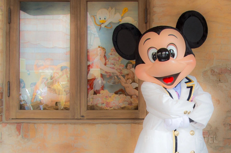 Disney ミッキーマウス2018年10ユーロ PLACE ミッキーマウスまとめ！誕生日・フレンズ・声優や書き方からコーデ