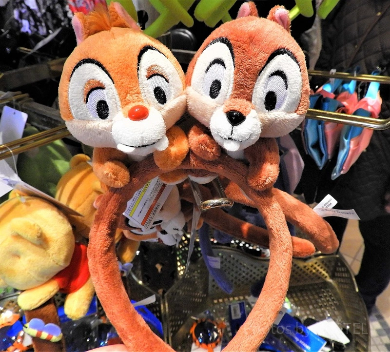 必見】ディズニーで買えるチップとデールのグッズ15選！カチューシャや
