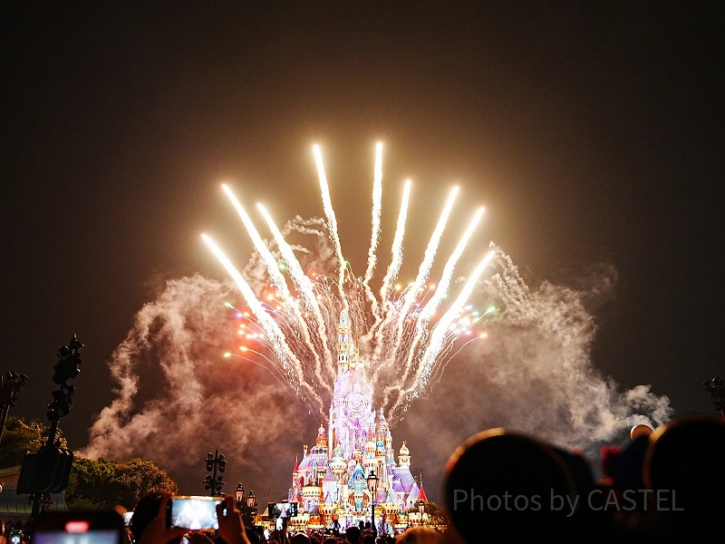 モーメンタス】香港ディズニー夜のキャッスルショー！テーマは