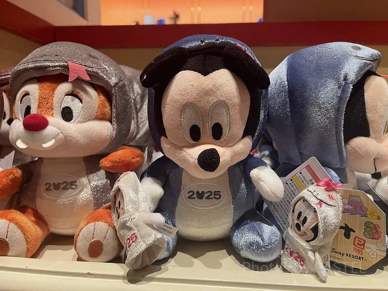 11/14・12/2発売】ディズニーお正月グッズ2025全42種類一覧！巳