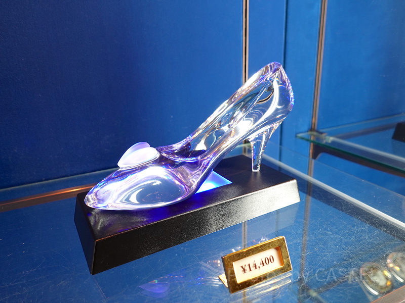 【ディズニー】母の日におすすめのグッズ13選！ディズニーランドで買える贈り物まとめ！